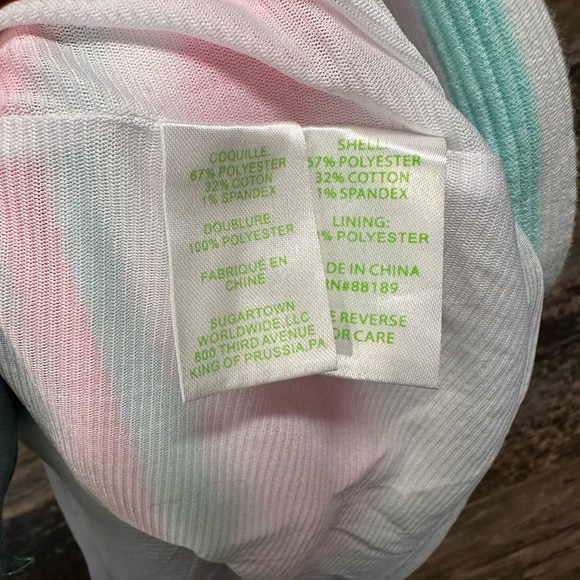 Lilly Pulitzer White and Green Sheath Dress with Bateau Neckline - Picture 9 of 13